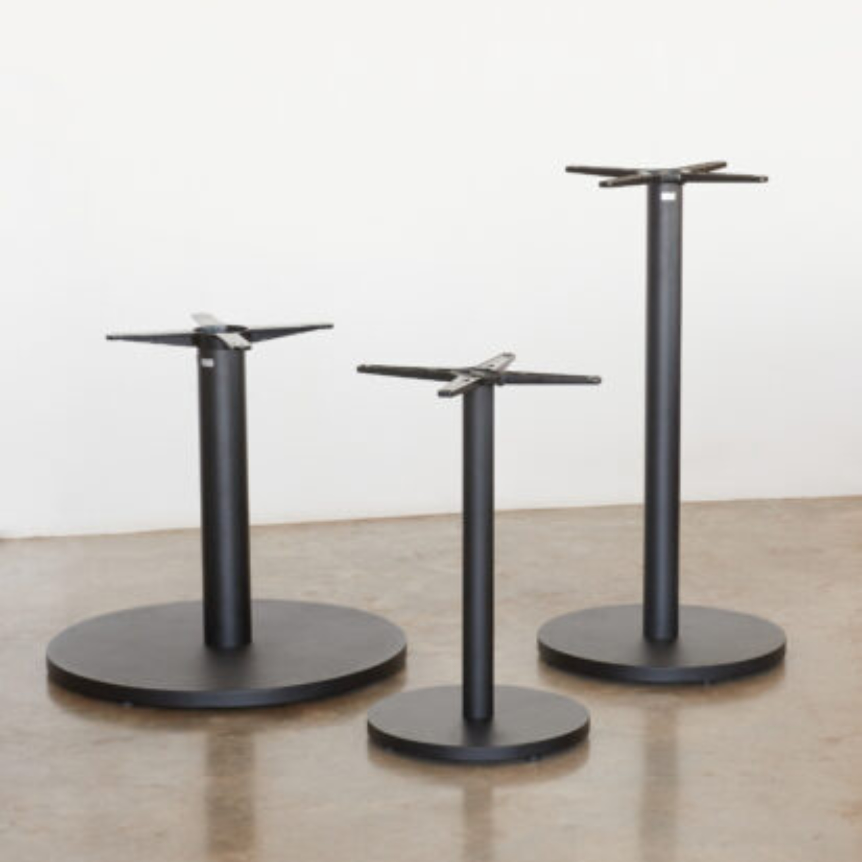 Lunar Poseur 21 Table Base Lunar Poseur 21 Table Base