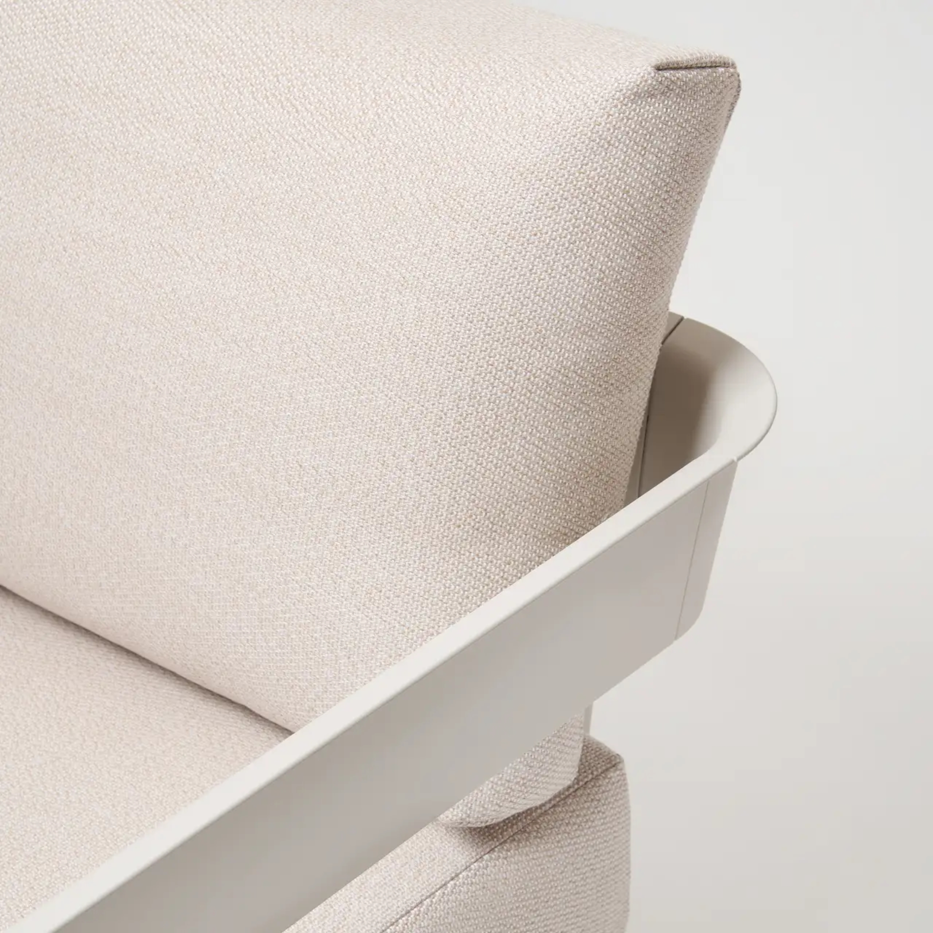 Aikana Lounge Chair Aikana Lounge Chair