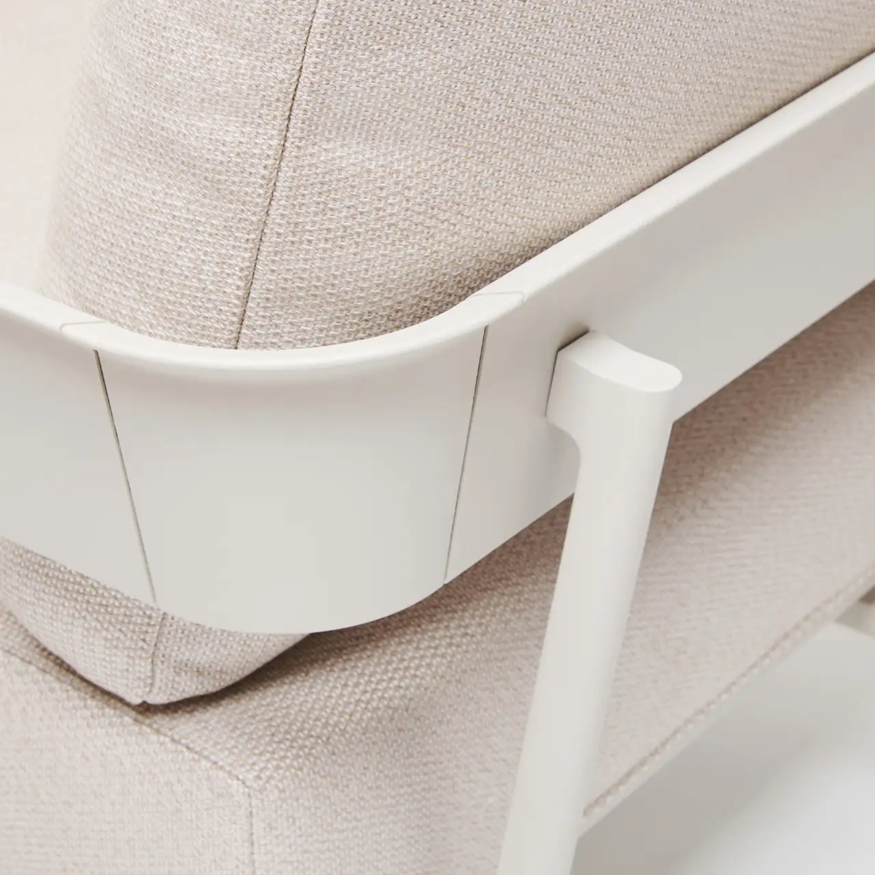 Aikana Lounge Chair Aikana Lounge Chair