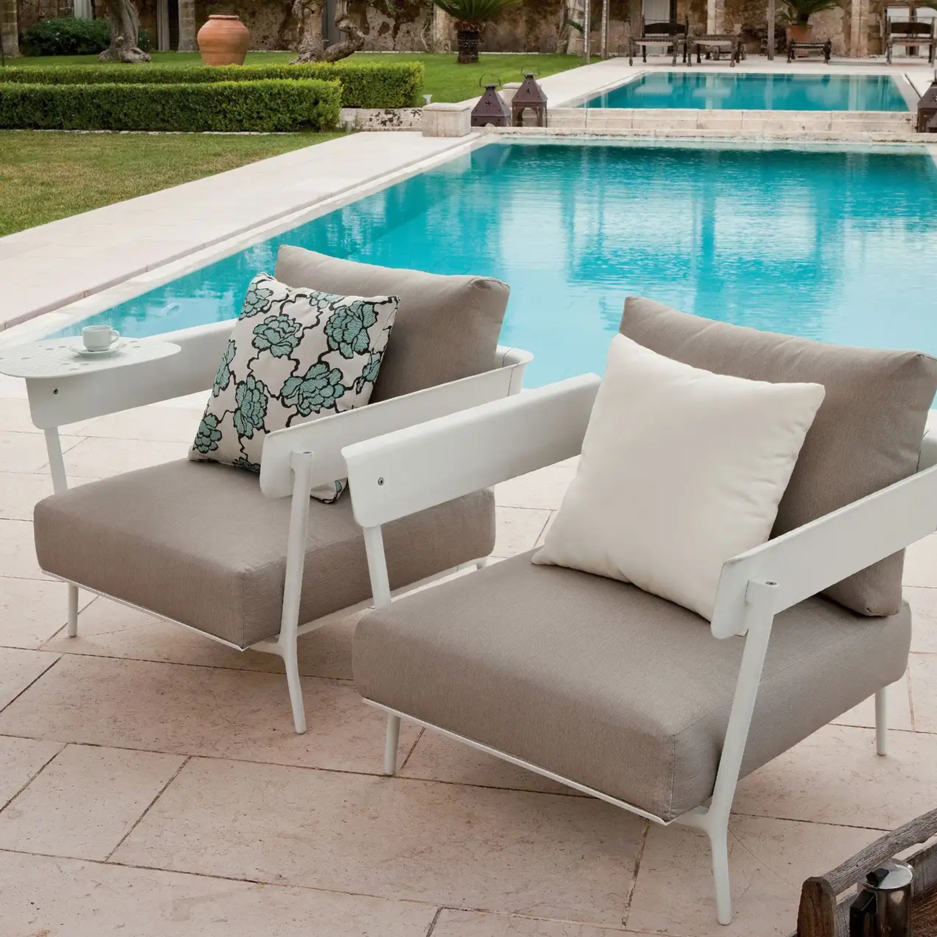 Aikana Lounge Chair Aikana Lounge Chair