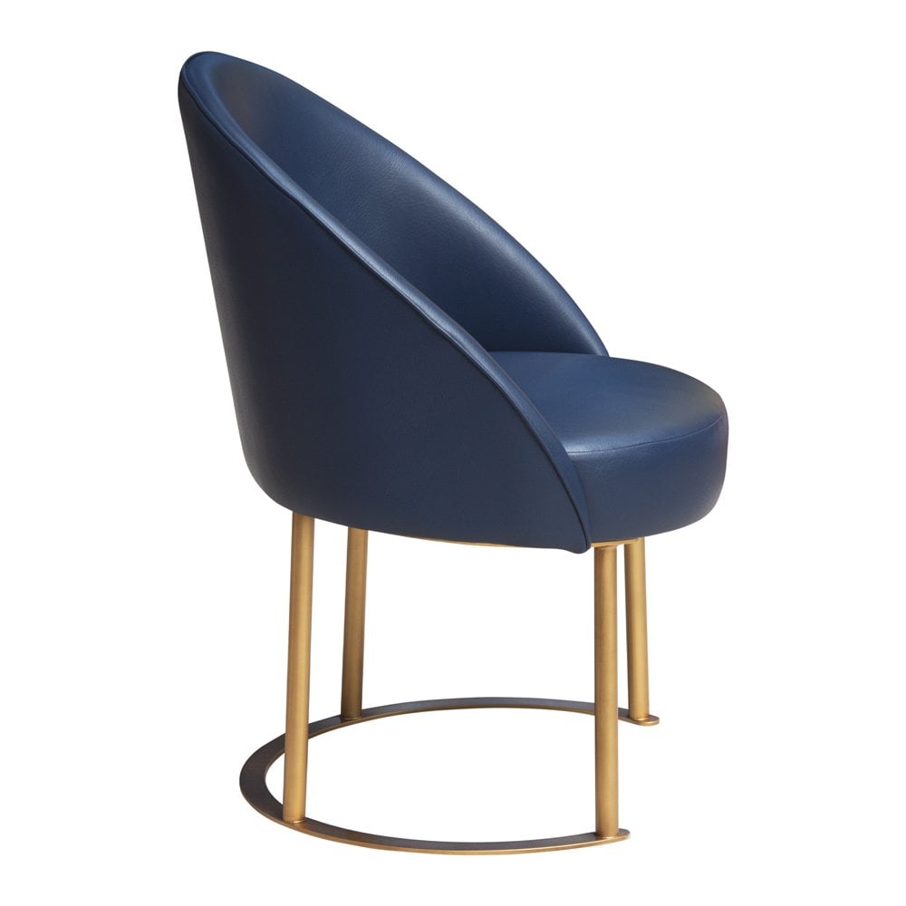 Beatrice Deluxe Armchair Beatrice Deluxe Armchair