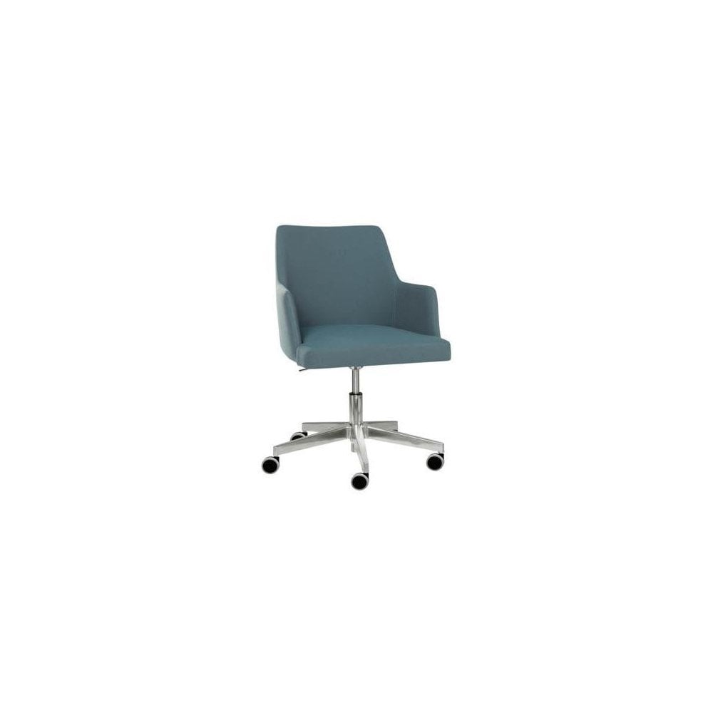Ama Armchair Ama Armchair