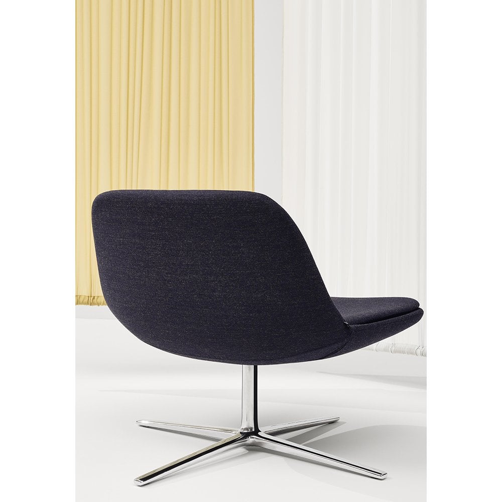 Pure Loop Lounge Chair Pure Loop Lounge Chair