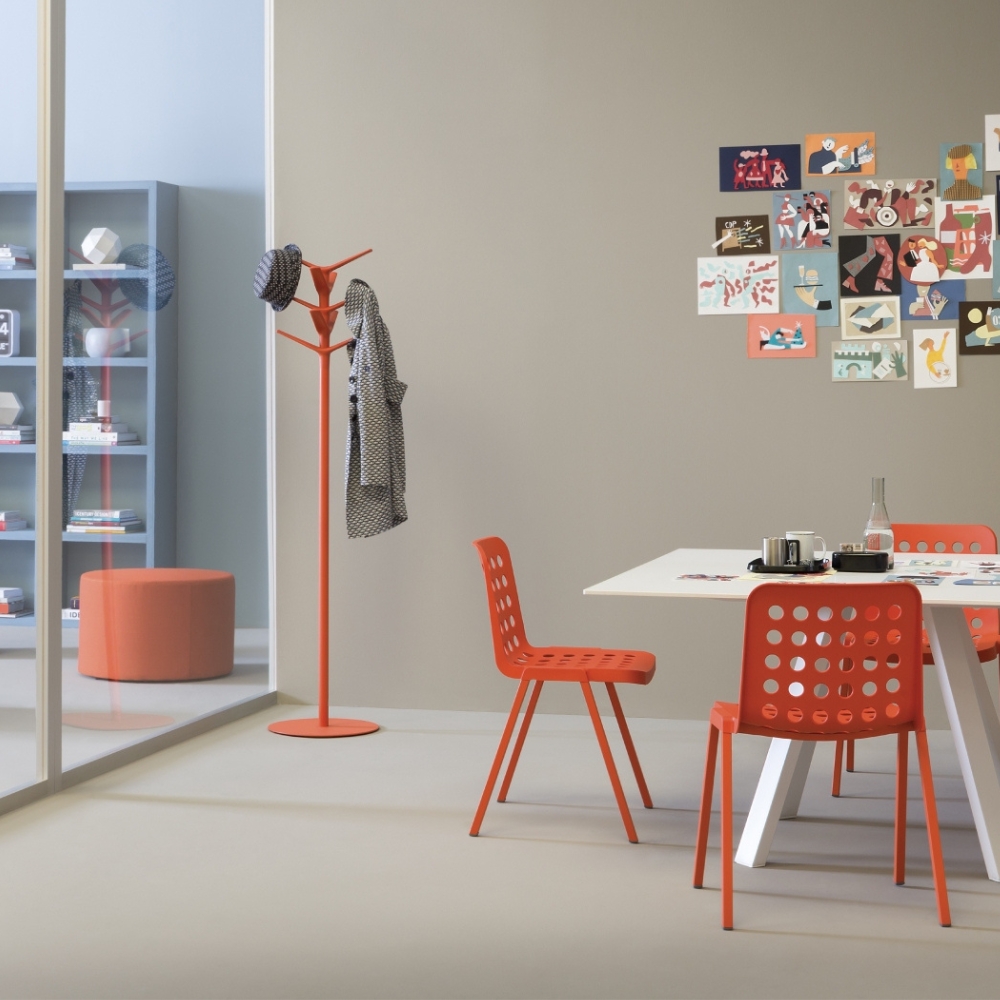 Koi-Booki 370 Side Chair Koi-Booki 370 Side Chair
