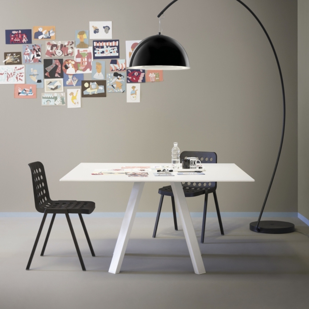 Koi-Booki 370 Side Chair Koi-Booki 370 Side Chair