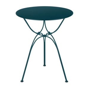 Air Loop Dining Table