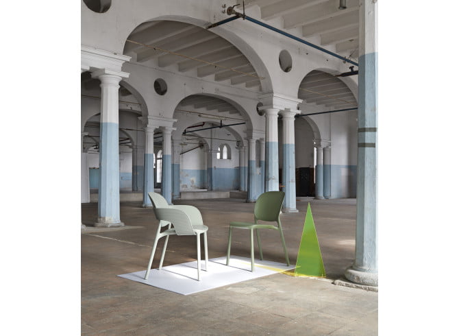 Hug Side Chair Hug Side Chair