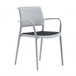 Ara 315 Armchair