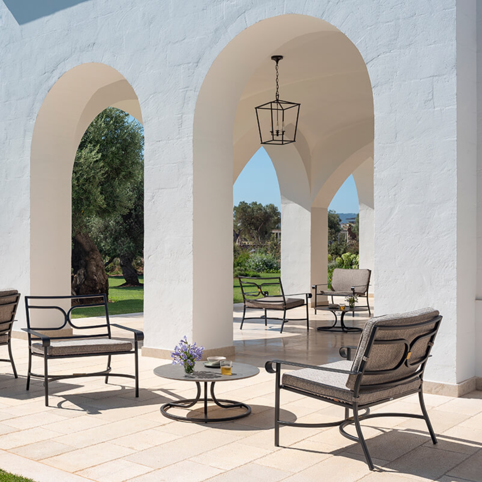 Collier Lounge Chair Collier Lounge Chair