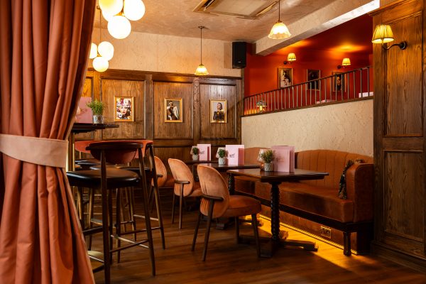 Contract Restaurant Furniture image