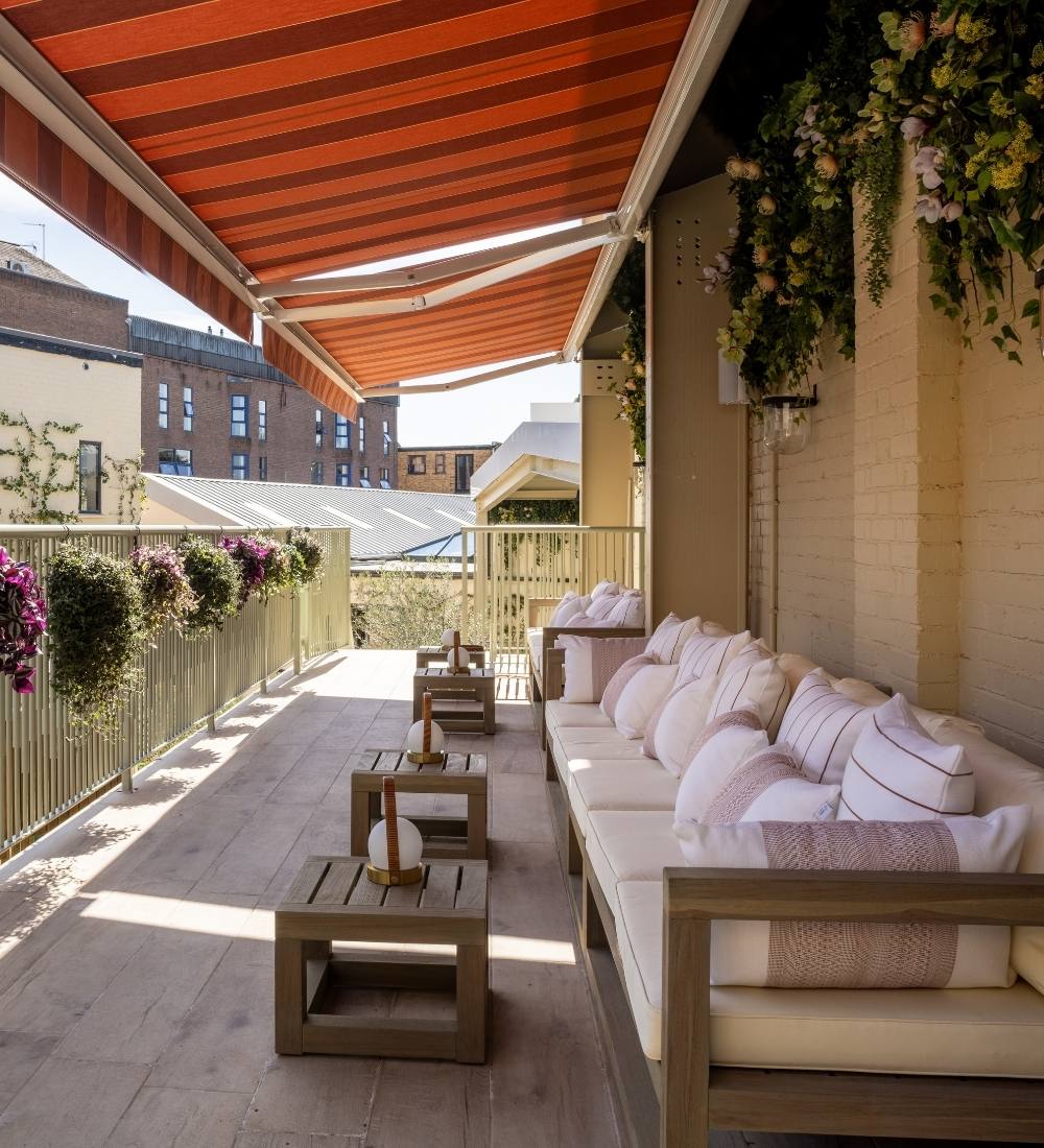 Outdoor Lounge Furniture